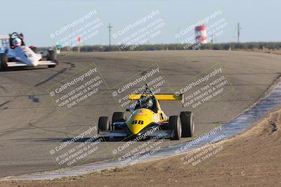 media/Oct-15-2023-CalClub SCCA (Sun) [[64237f672e]]/Group 3/Qualifying/